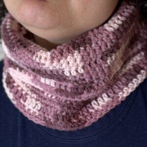 Berry Pink Crochet Cowl